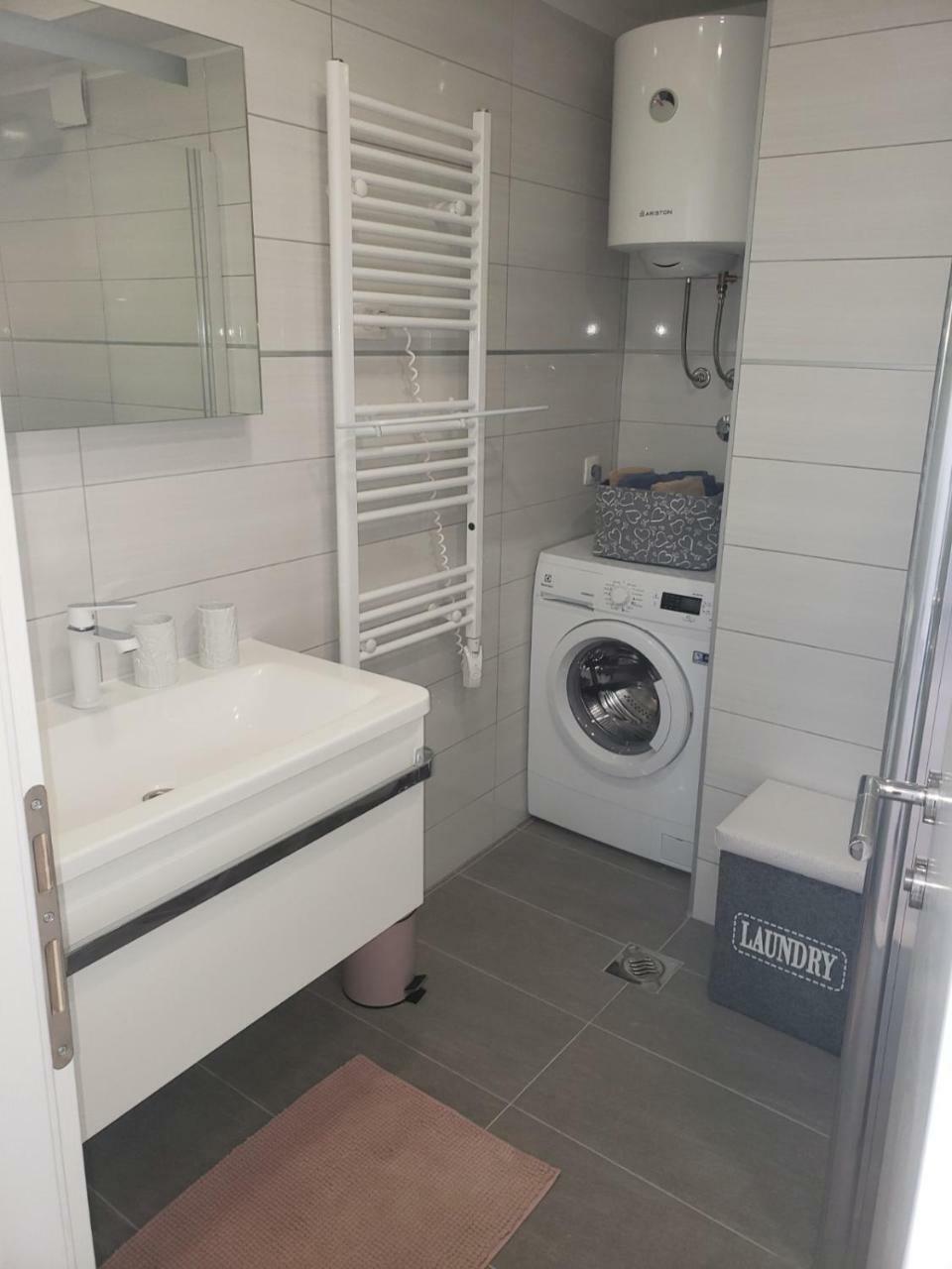 Apartment Pjero สปลิท ภายนอก รูปภาพ
